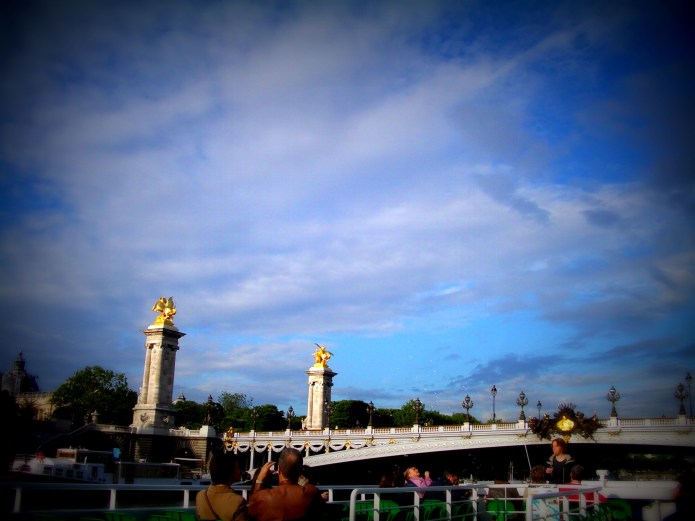 Paris sky, lomo effect