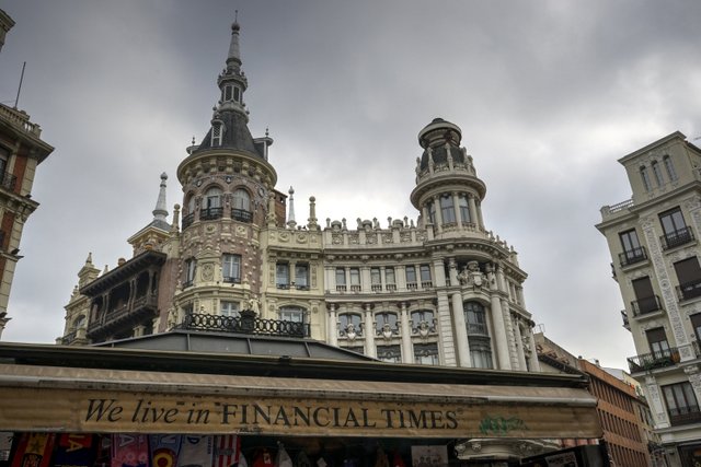 a_DSC8212_5_6_tonemapped