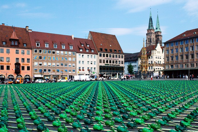 Ottmar Hörl - Dürer Hare, art project in Nuremberg 2003 -  www.ottmar-hoerl.de - photo Johannes Marburg