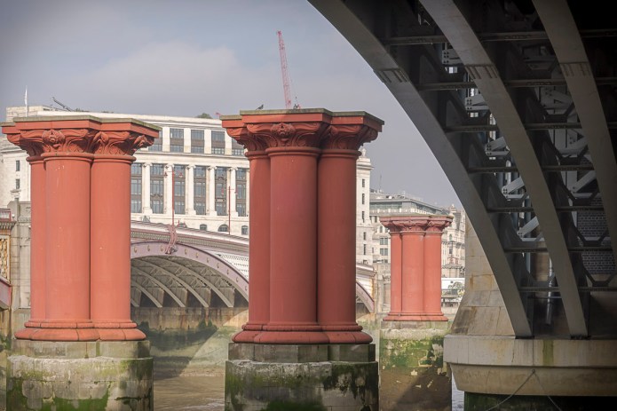 a1_20151031_20151031_LondonRiver_011_6000 x 4000