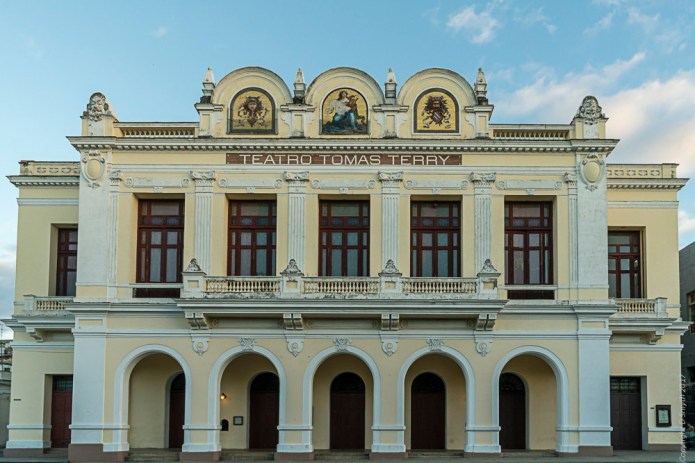 a1_20161203_cubadsc0555320161203_7952-x-5304_fe-24-70mm-f4-za-oss