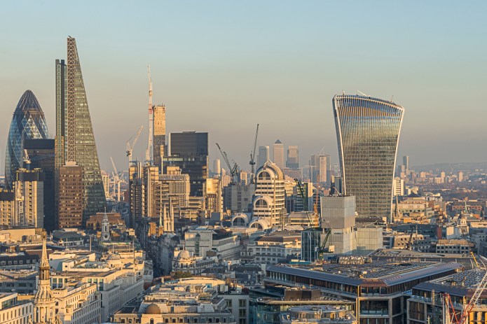 a1_20170124_LondonDSC0610520170124_6000 x 4000_FE 24-70mm F4 ZA OSS.jpg