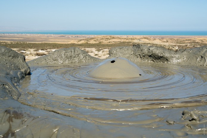 AzerbaijanDSC0090720170330-1-2