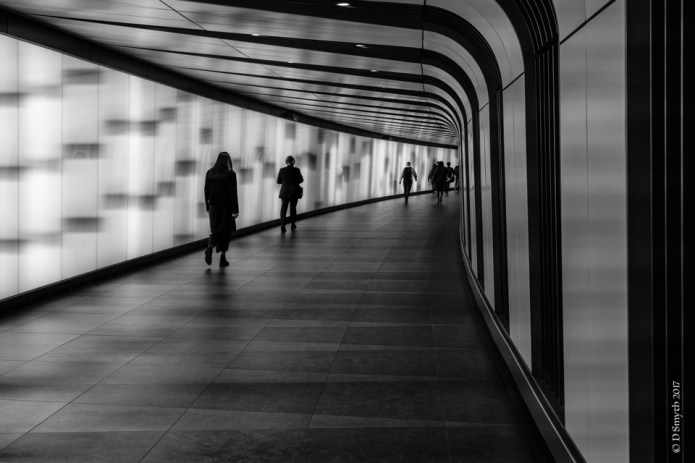 LondonDSC0957420171010-1card