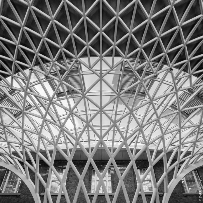 LondonA730239520180211-1-3