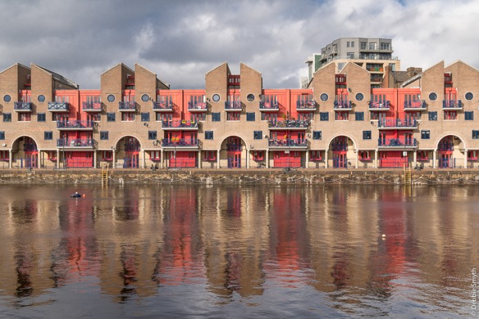 LondonA730255820180211-1-2