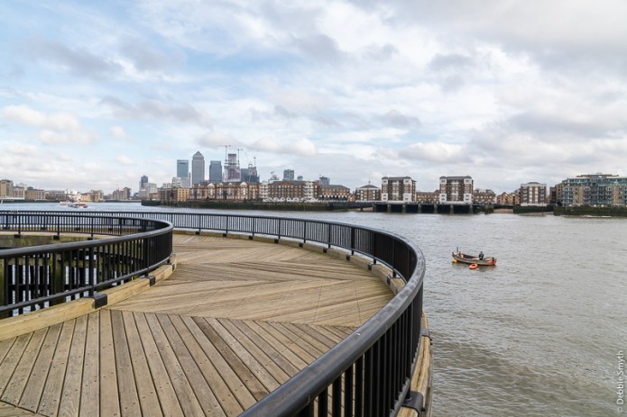 LondonA730257120180211-1