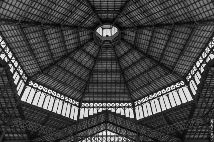 BarcelonaA730069320180211-1-2-bw