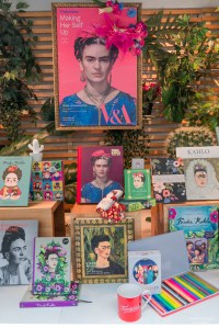 LondonA730073620180211-1