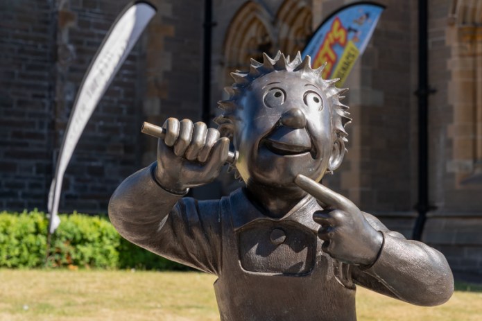 DundeeA730818020180211-1