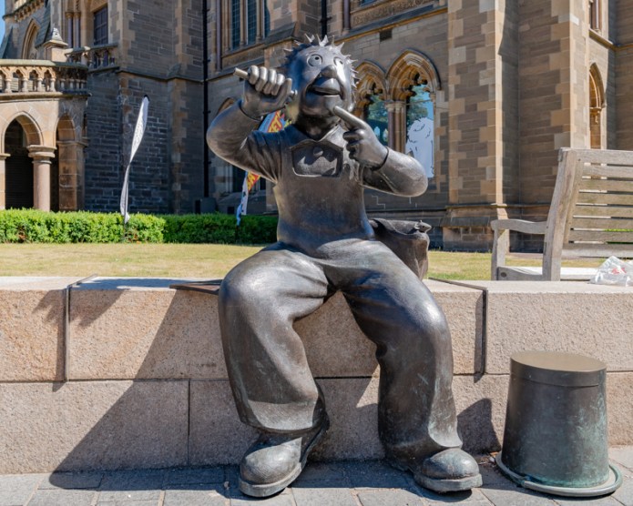 DundeeA730818120180211-1