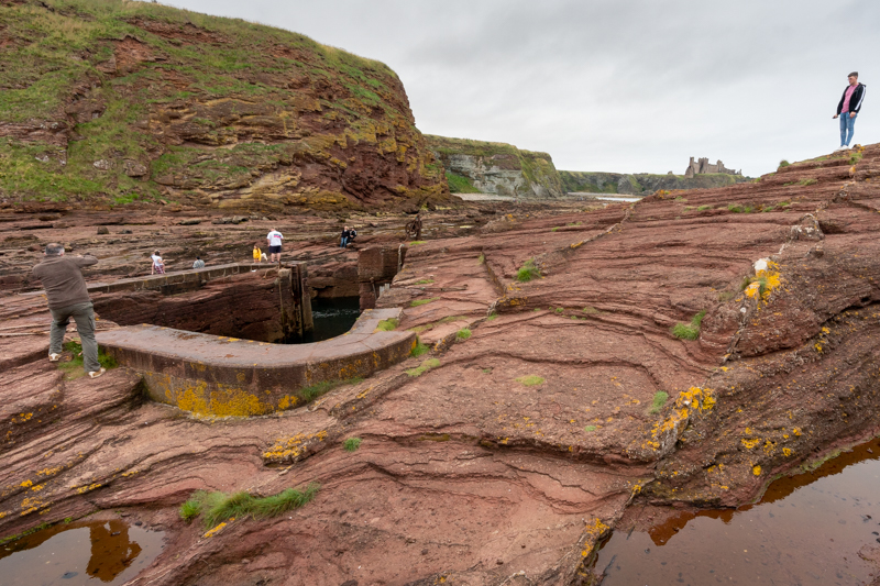Seacliff Harbour - a small hole in massive rocks